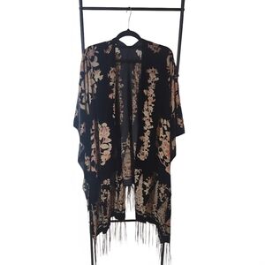 Tom&Eva Floral Shawl with Fringe